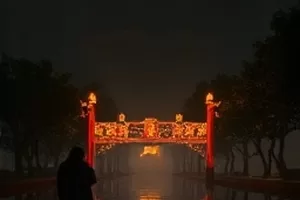《山脉呼吸法》海报，清晨云海漫过山脊线